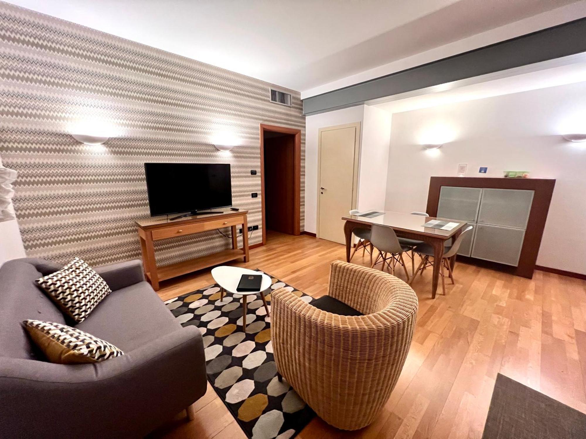Palazzo Brando - Living Apartments Τρεβίζο Εξωτερικό φωτογραφία