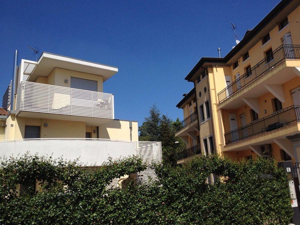 Palazzo Brando - Living Apartments Τρεβίζο Εξωτερικό φωτογραφία